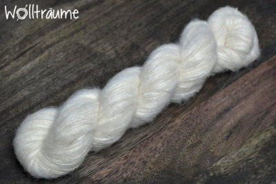 Malu Fine, Natur, ungefärbt, Alpaka, Seide, Wolle von wollträume